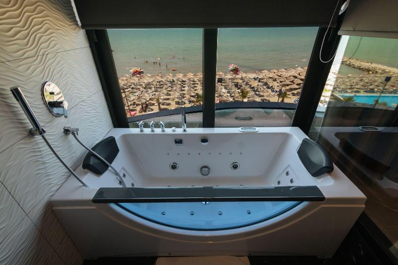 Brilliant Hotel & Spa image