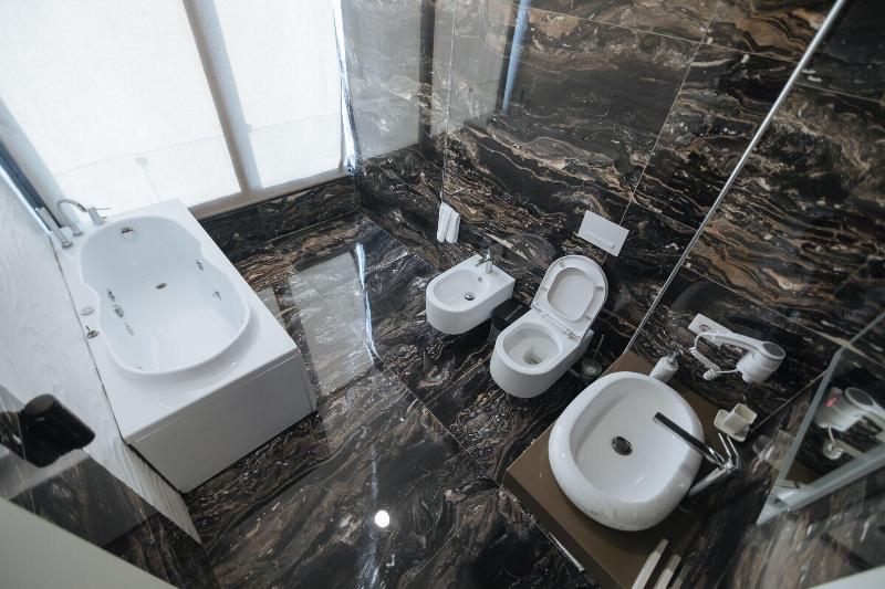 Brilliant Hotel & Spa image