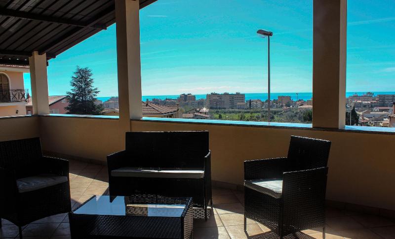 B&B Umballa image