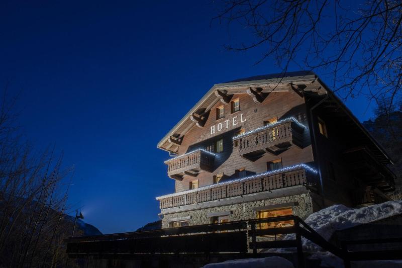 Hotel Rascard — main photo