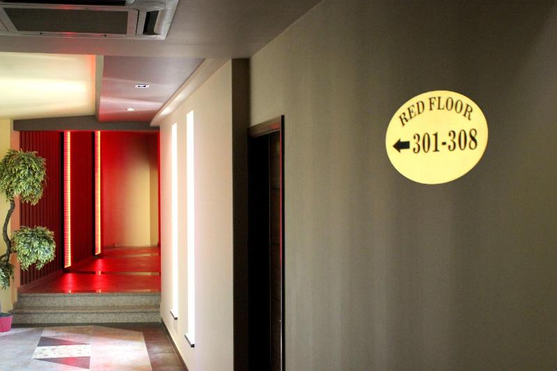 Green Palace Hotel image