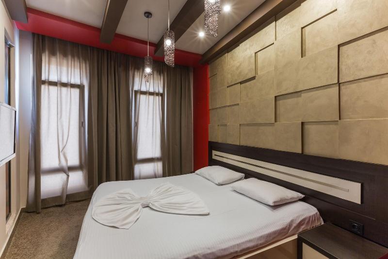 Green Palace Hotel image
