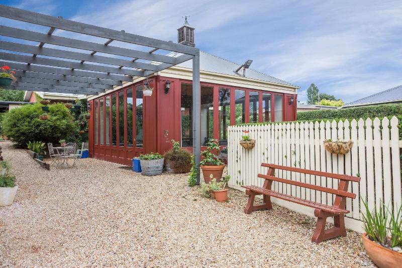 Lancefield Guesthouse image 7