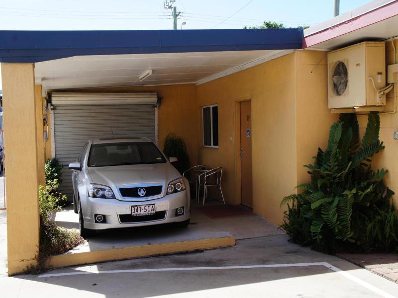 Ayrline Motel — general view