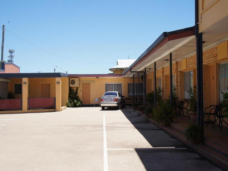Ayrline Motel — general view