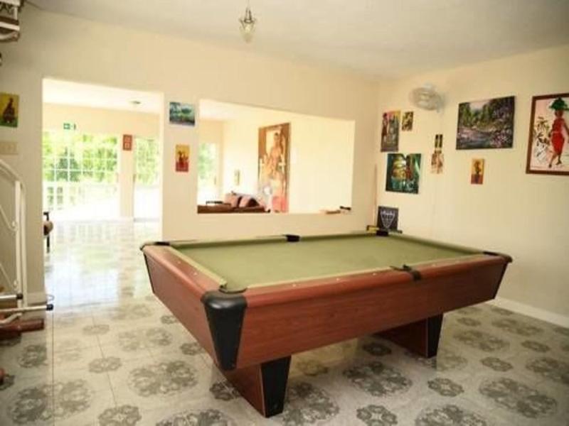 Retreat Guesthouse Luxury Suites image