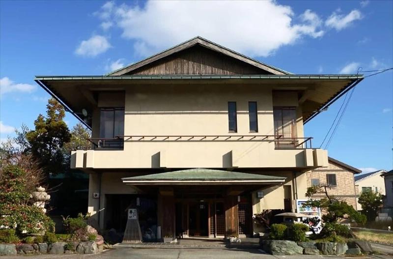 Karasawa Inn — general view