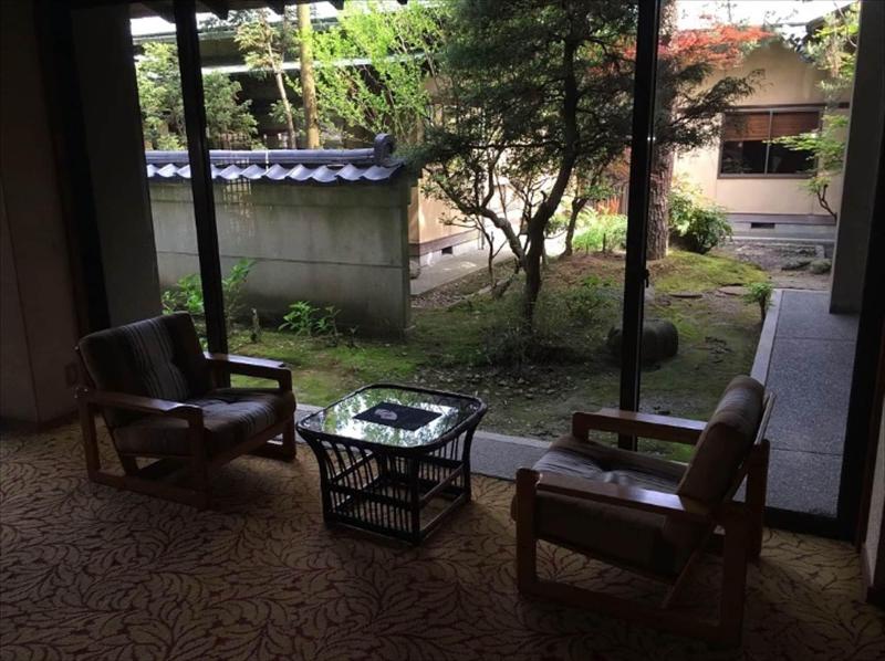 Karasawa Inn