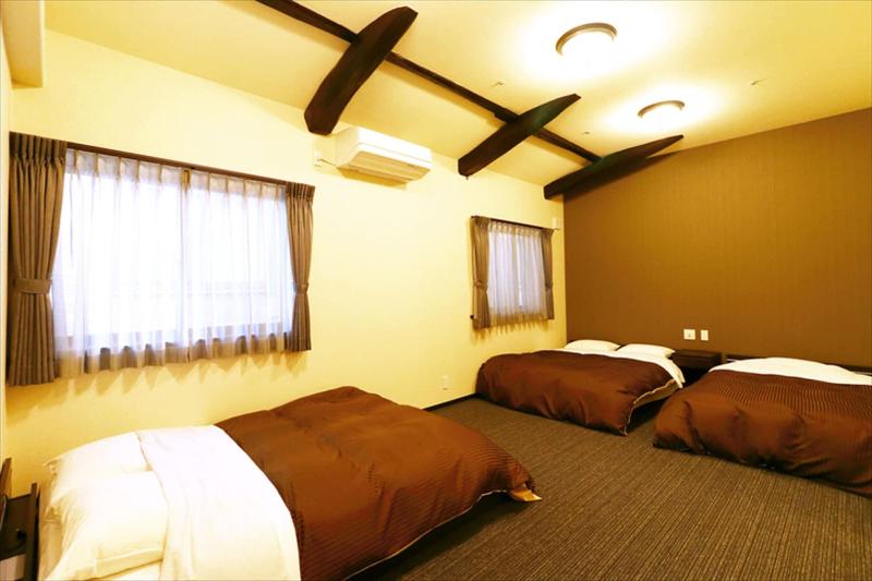 Karasawa Inn