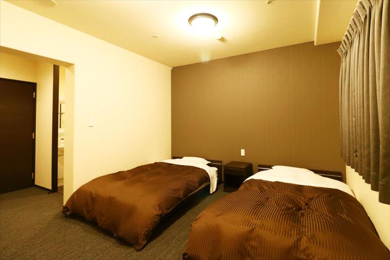 Karasawa Inn