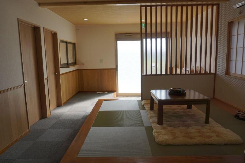 Karin Doo Hotel image