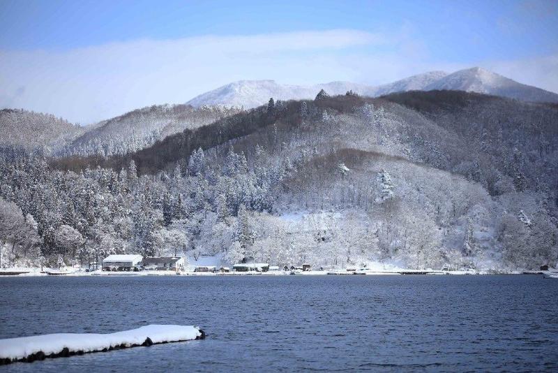 Nojiri Lake Resort image