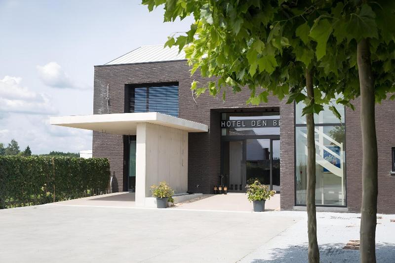 Hotel Den Berg image