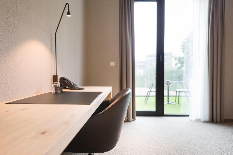 Hotel Den Berg image