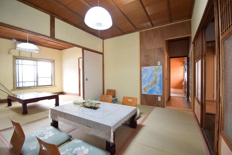 Guest House Bed&Bicycle image