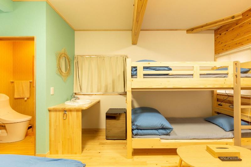Guest House Pumping Surf image