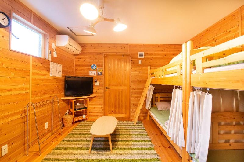 Guest House Pumping Surf image