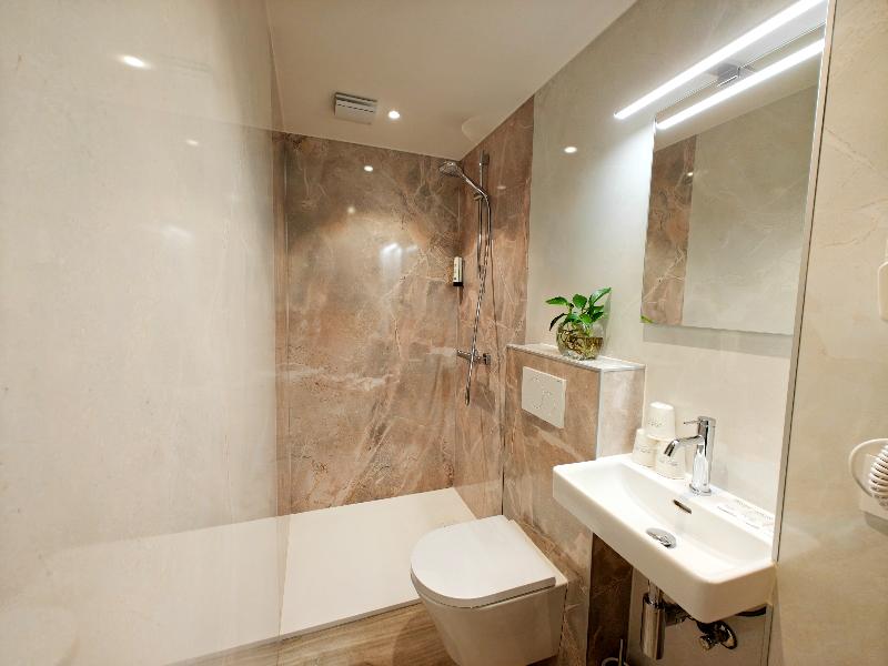 Hotel Cardiff image