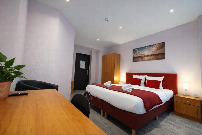 Hotel Cardiff image
