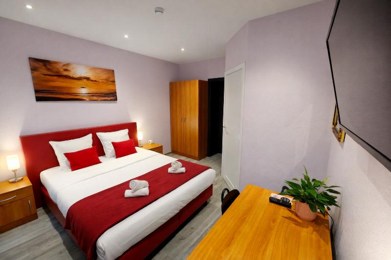 Hotel Cardiff image