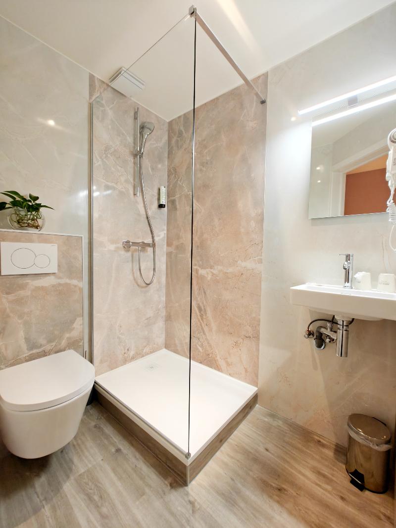 Hotel Cardiff image