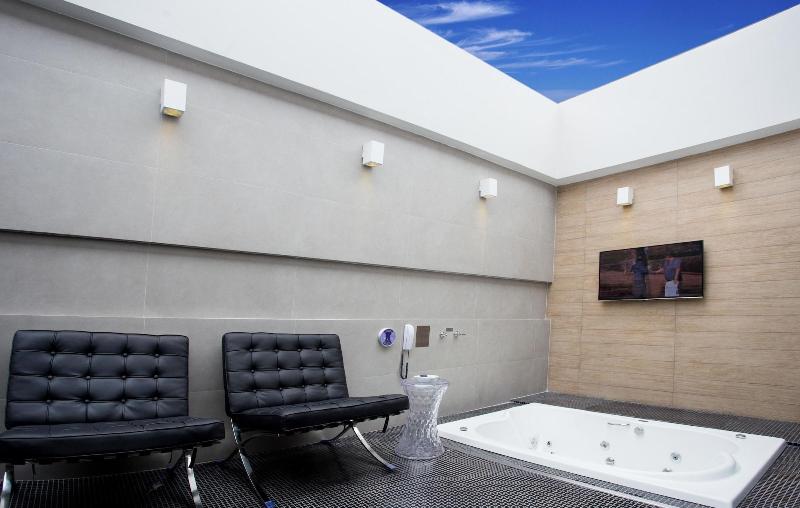 Lush Motel image