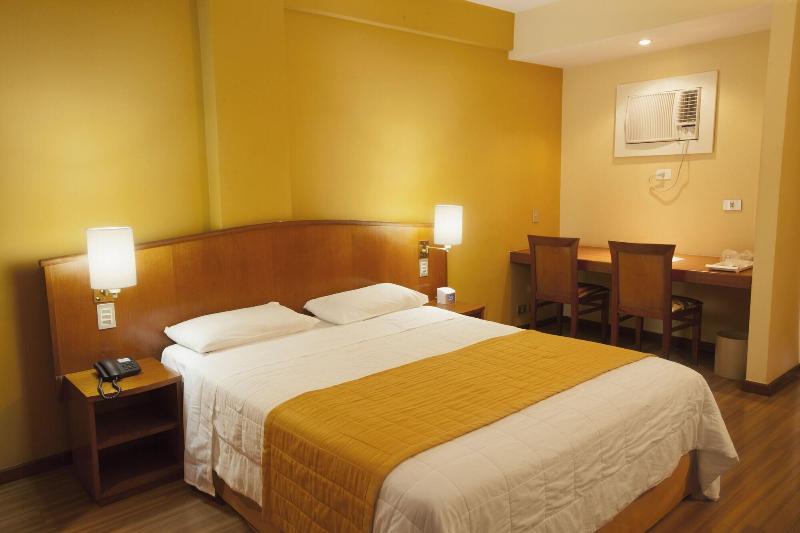 Hotel Moncloa image