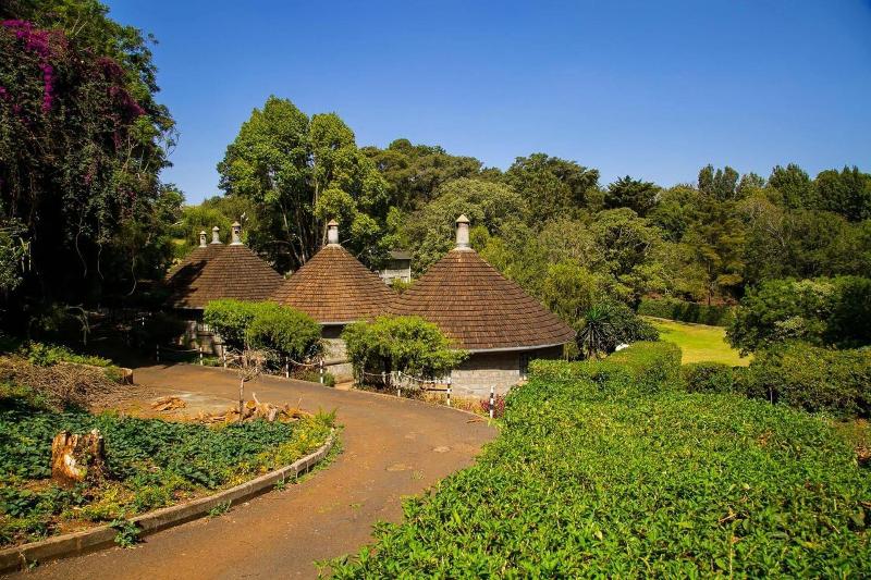 Thayu Farm Hotel image