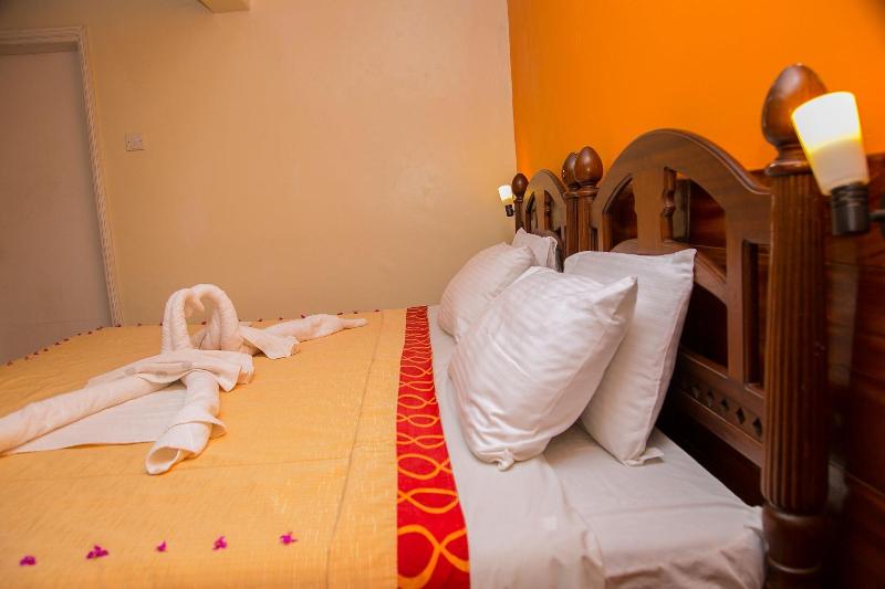 Thayu Farm Hotel image