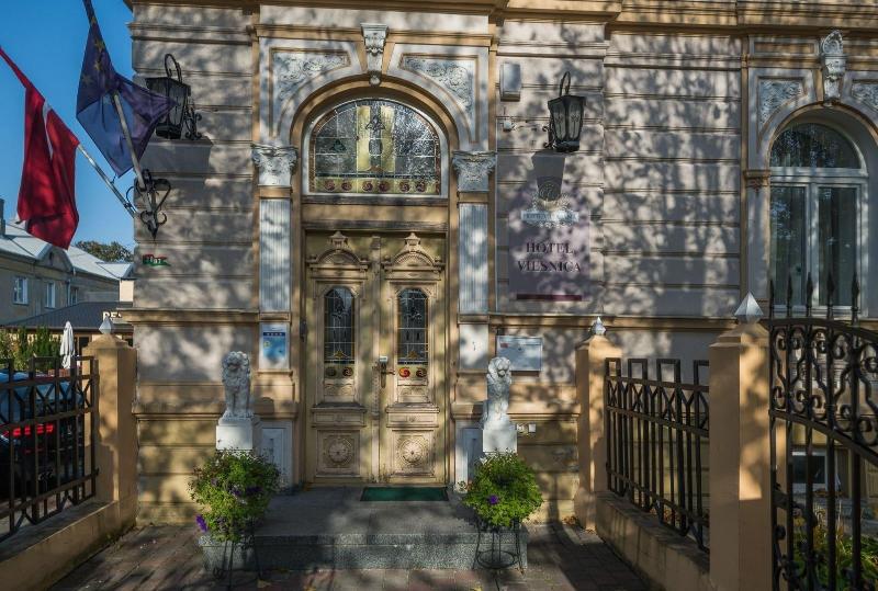 Hotel Villa Roze image