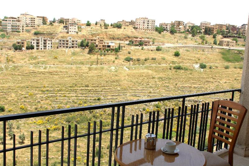 Al Sakhra Hotel image