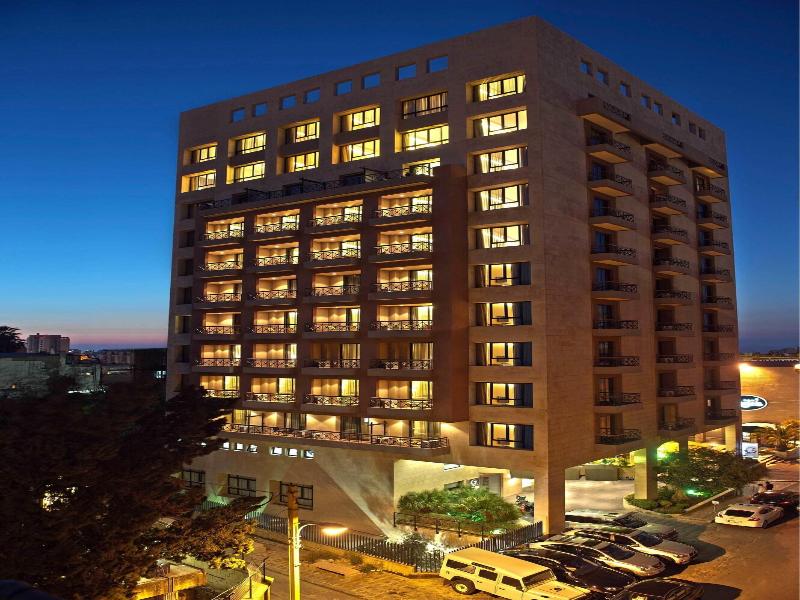 Parktower Suites image