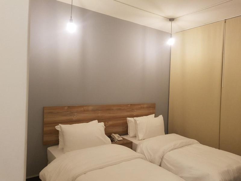 B Residence image