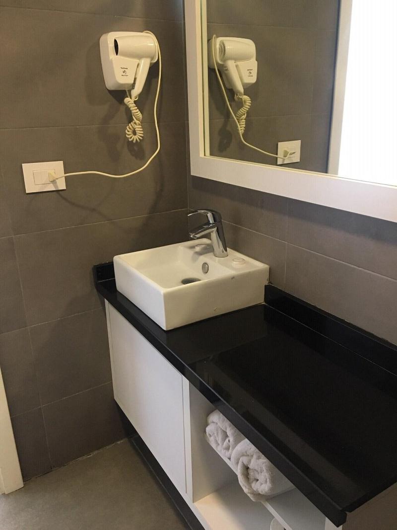 B Residence image