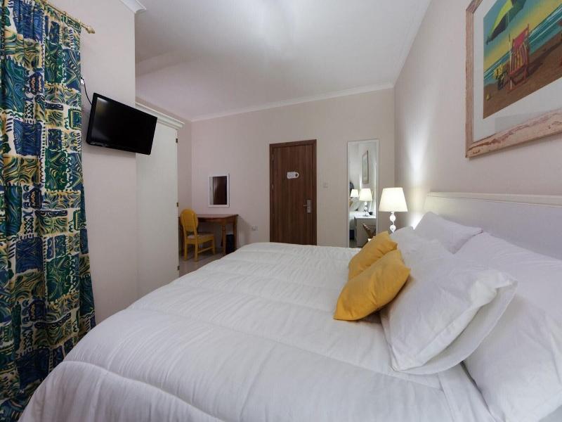 Port View Guest House image