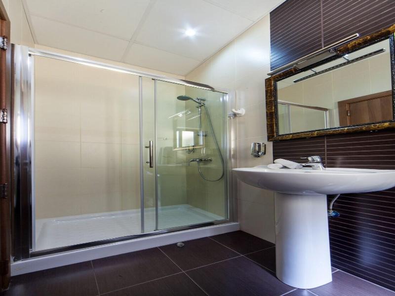 Port View Guest House image