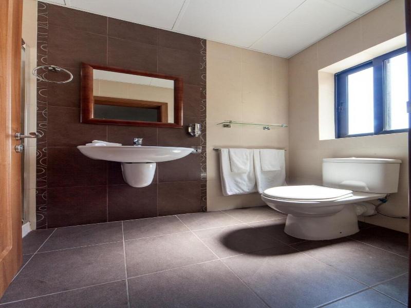 Port View Guest House image