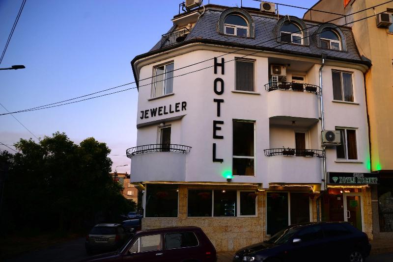 Hotel Jeweller image