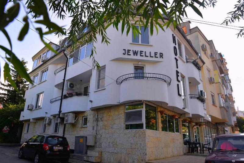 Hotel Jeweller image