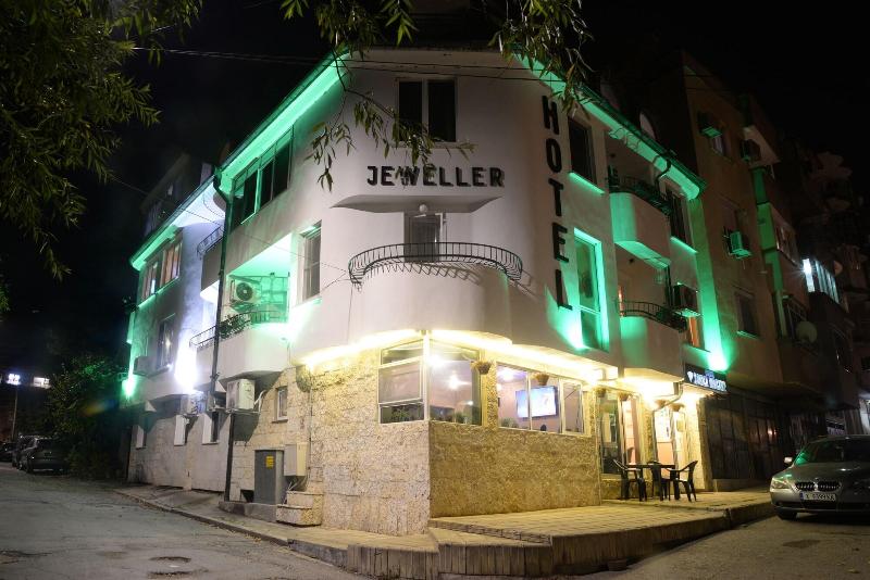 Hotel Jeweller image