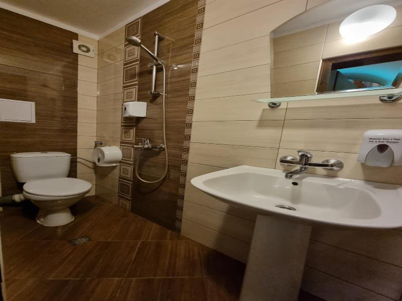 Hotel Jeweller image