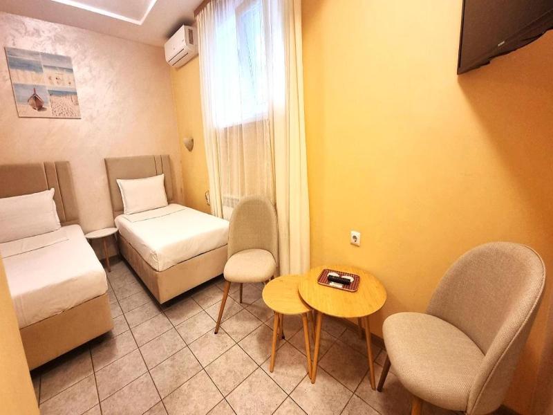 Hotel Jeweller image