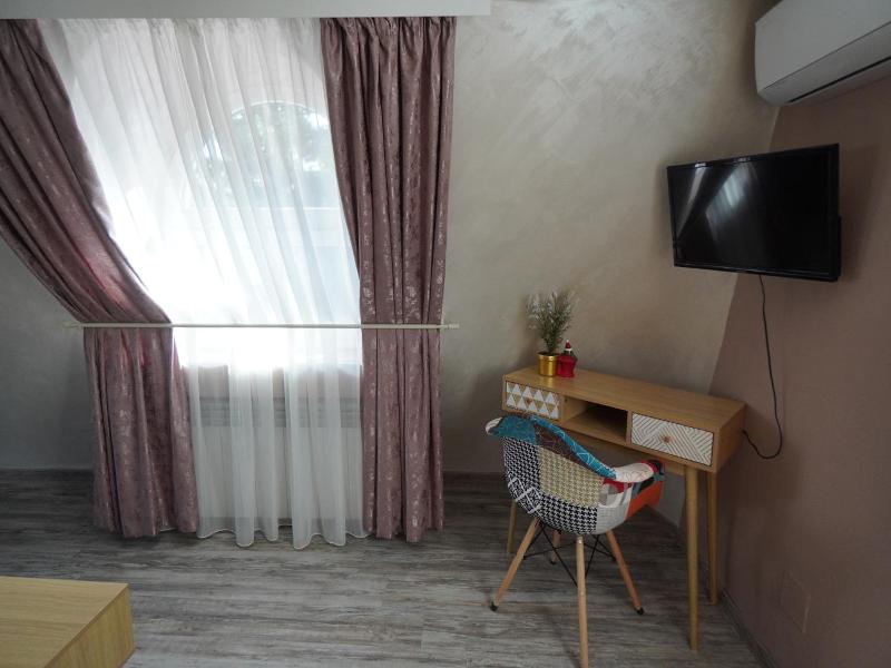 Hotel Jeweller image