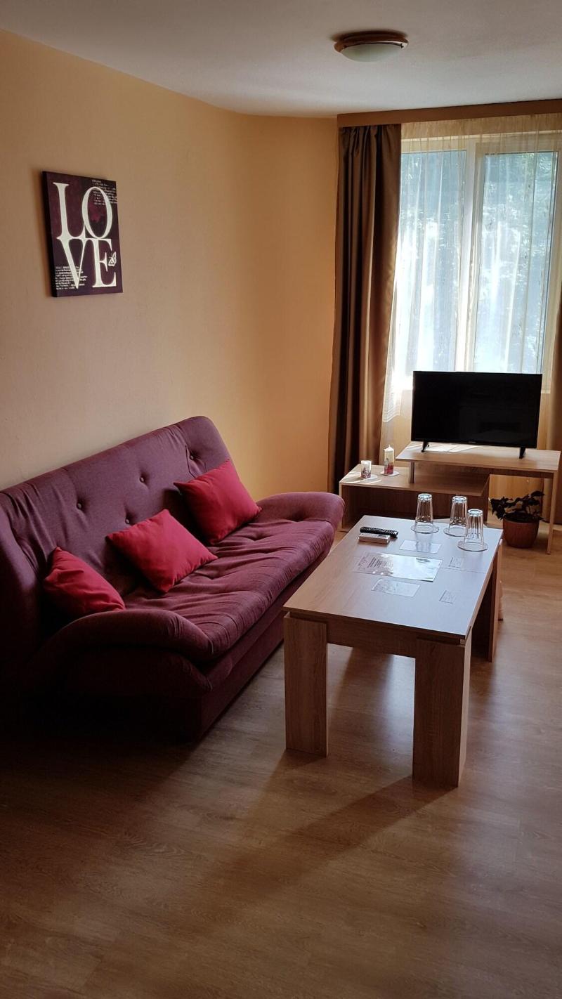Hotel Jeweller image