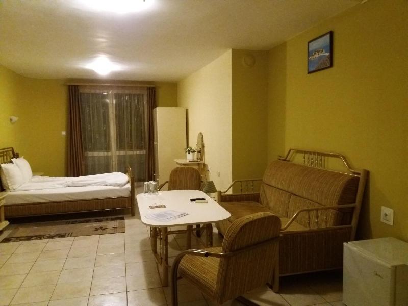 Hotel Jeweller image