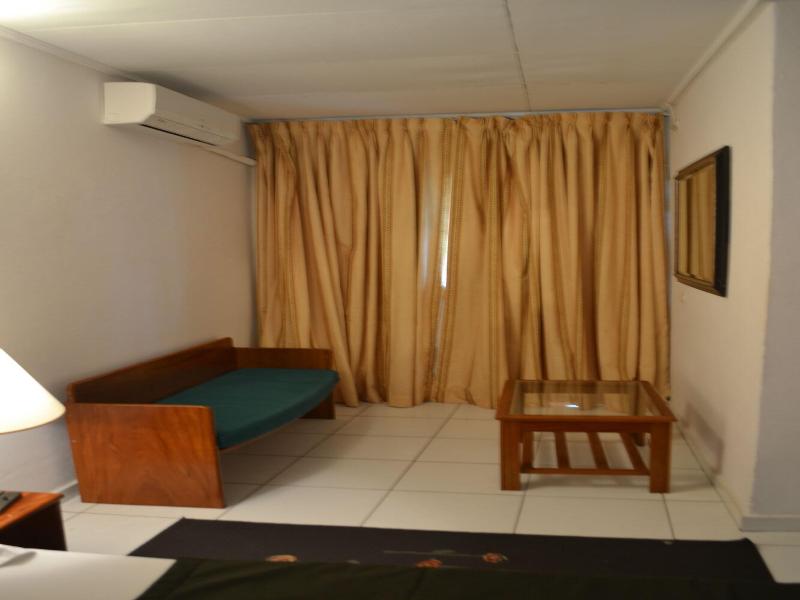 L'Aquarius Marina 2000 image