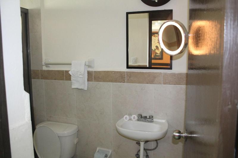 Hotel Y Restaurante Yaxactun image