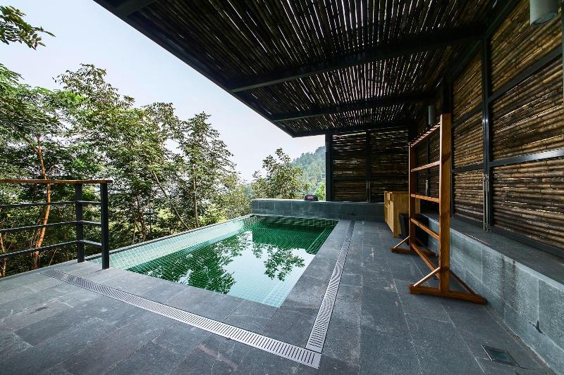 Meijie Mountain Hotspring Resort image