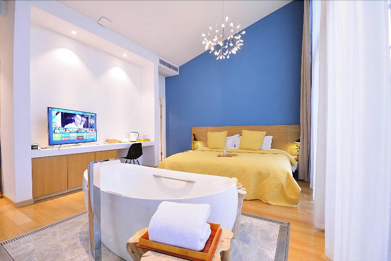 Meijie Mountain Hotspring Resort image