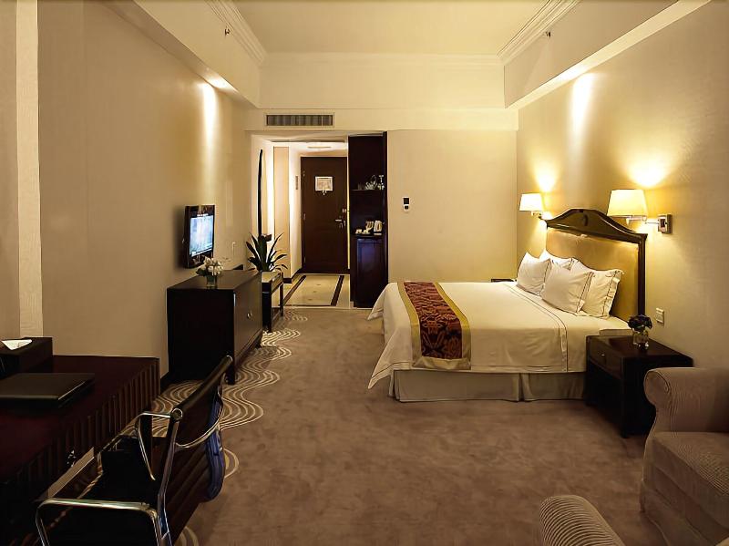 Country Garden Phoenix Hotel Suizhou image